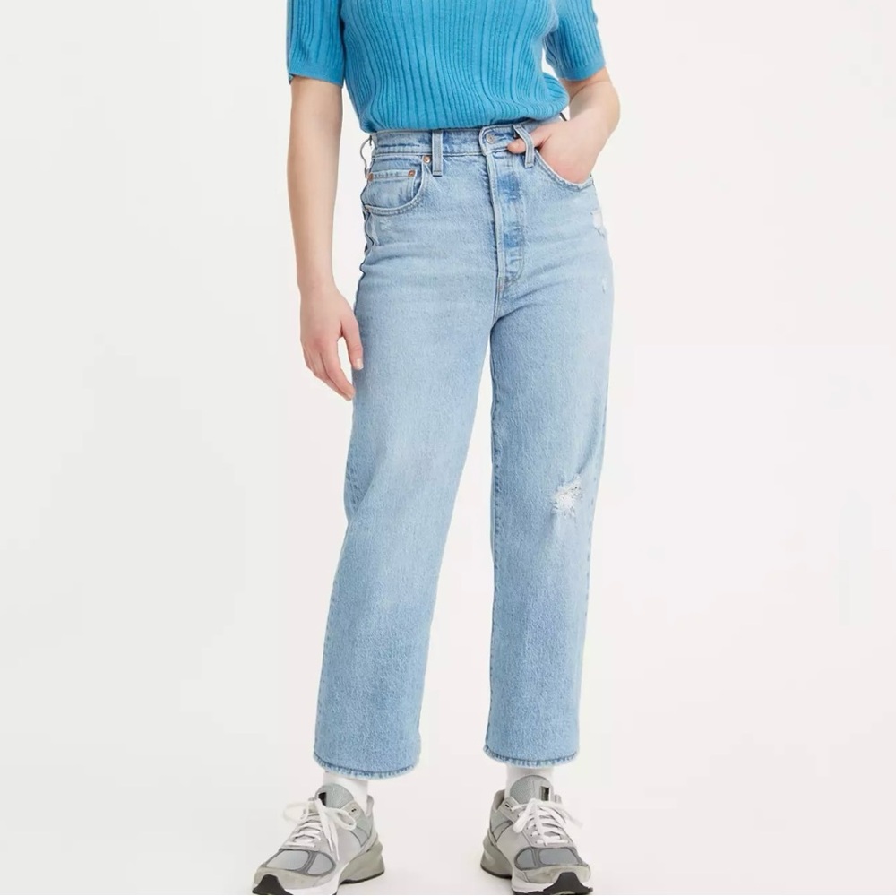 Levi’s Premium ribcage straight ankle women’s jeans size 24